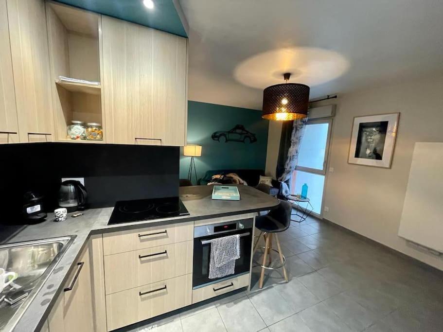 Elegant 45 M2 Lyon 6 + Garage. Idealement Situe Exterior foto